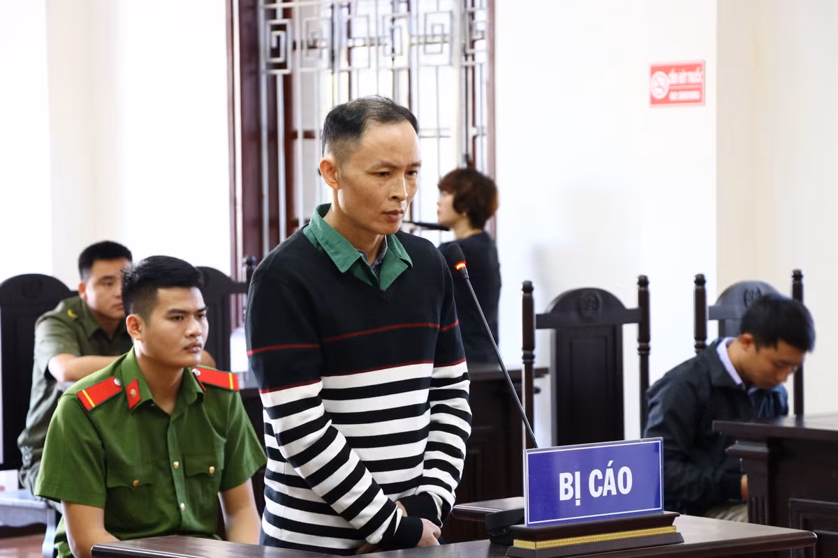 Tuyen an hung thu bo thuoc diet co vao nuoc sinh hoat hai nguoi