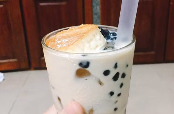 Lo nang tien ty, tra sua het thoi hot am tham bo chay