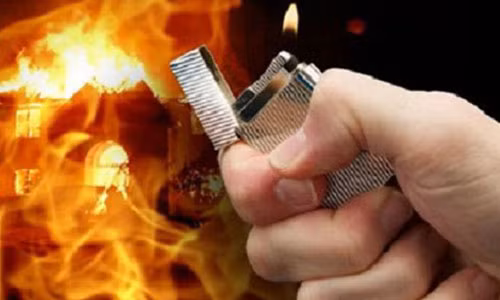 Nghi an chong danh chet vo roi tam xang dot