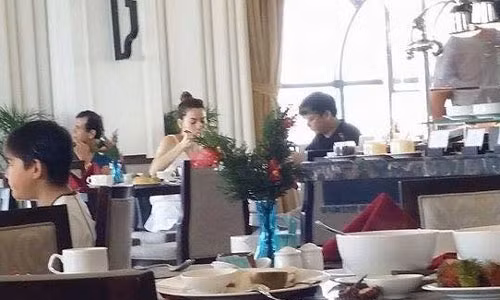 Lai lo anh Ho Ngoc Ha hen ho ban trai dai gia