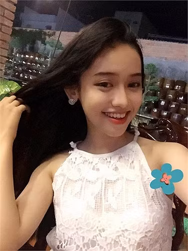 Hot girl Nguyễn Thúy Vi - cô gái 17 tuổi ở Cà Mau là “người thứ ba” trong mối quan hệ giữa Midu và chồng sắp cưới - thiếu gia Phan Thành.