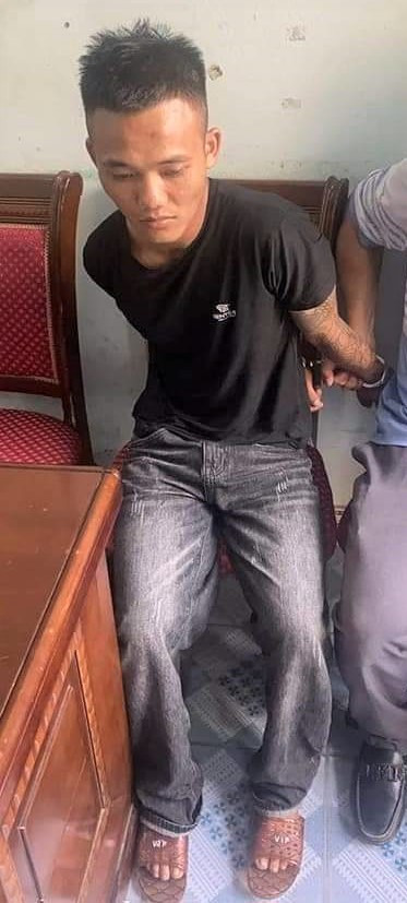 Khi bắt Thắng, cơ quan công an thu giữ được con dao là hung khí. Vào thời điểm này, trên tay đối tượng còn nhiều vết thương khá mới. Qua giám định cho thấy ADN của đối tượng khớp với những dấu vết sinh học thu được tại hiện trường vụ án. Tội ác của Thắng rồi đây sẽ phải trả một cái giá rất đắt khi đối diện sự trừng phạt của pháp luật. 