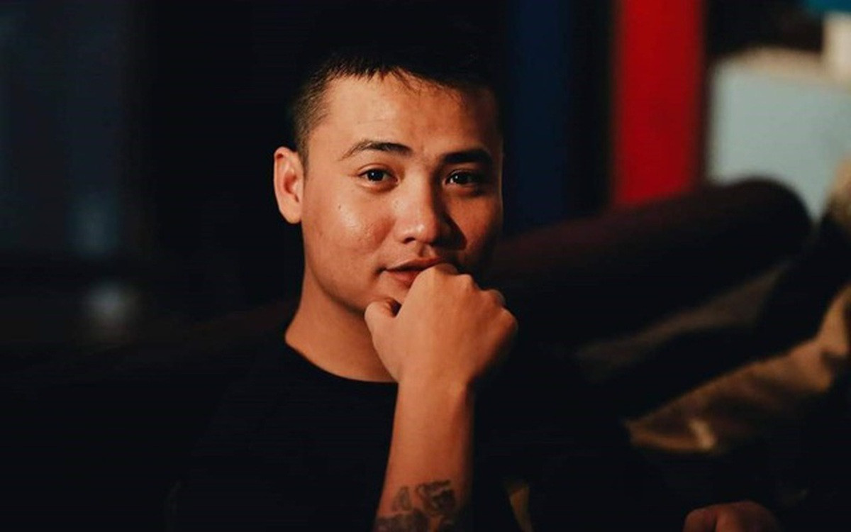 Trương Ngọc Hà Tuấn từng được biết đến là một nhân vật truyền cảm hứng cho giới trẻ, một giám đốc sáng tạo gặt hái được rất nhiều thành công trong lĩnh vực truyền thông mạng xã hội. Tuấn Saker chính là người đầu tiên đặt nền móng cho trang Beat.vn đình đám, cực kỳ có ảnh hưởng đối với giới trẻ. Thế nhưng, có lẽ vì giàu có, thành công đến quá sớm nên anh ta thấy mọi việc quá dễ dàng đối với mình và không biết trân trọng những gì mình đang có. 