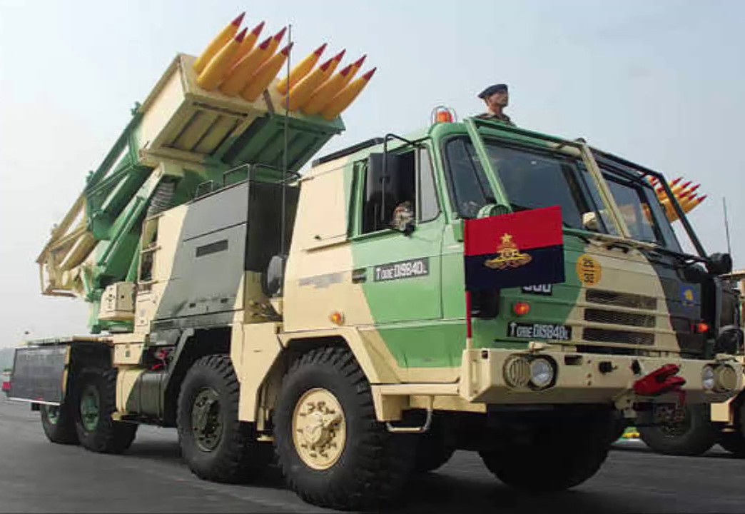 Trong tương lai quân đội Ấn Độ sẽ thay thế dần cho hệ thống rocket phóng loạt BM-30 Smerch do Nga sản xuất.