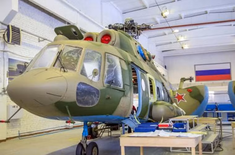 Mi-8MTPR-1 được phát triển trên khung gầm cơ sở mẫu trực thăng đa năng Mi-8MTV5-1 tích hợp hệ thống tác chiến điện tử Richag-AV cho khả năng gây nhiễu và vô hiệu hóa hệ thống radar, thiết bị định vị và các hệ thống điện tử khác trong các tổ hợp phòng không của đối phương từ khoảng cách hàng trăm km.