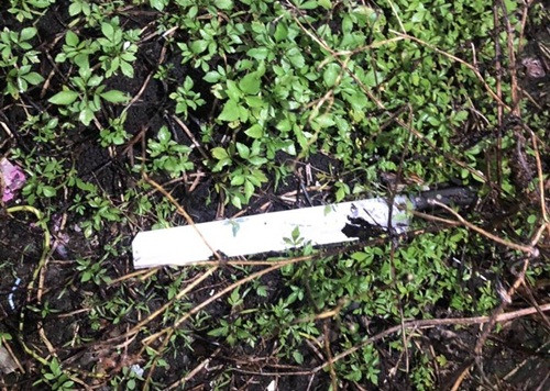 Chi chuyen giat quan ao, chang trai lam dieu kinh di... chem anh trai