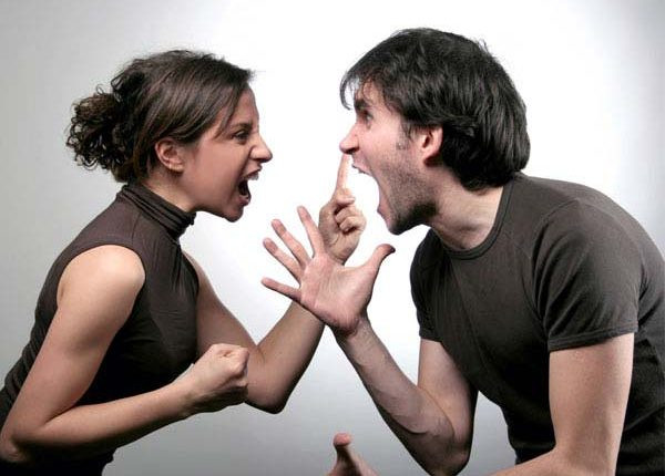 Me di vang, chi gai lam dieu ron nguoi kho tin voi em