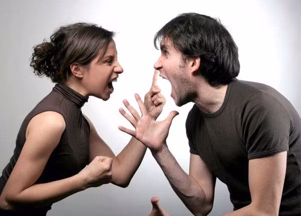 Me di vang, chi gai lam dieu ron nguoi kho tin voi em