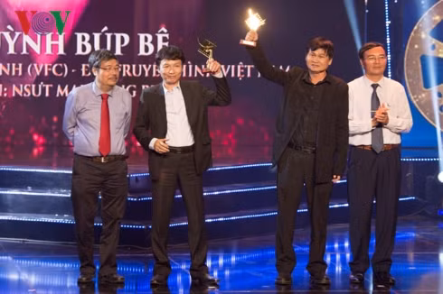 “Danh bai” Song Lang, Chang vo cua em gianh giai Canh dieu Vang 2018-Hinh-3