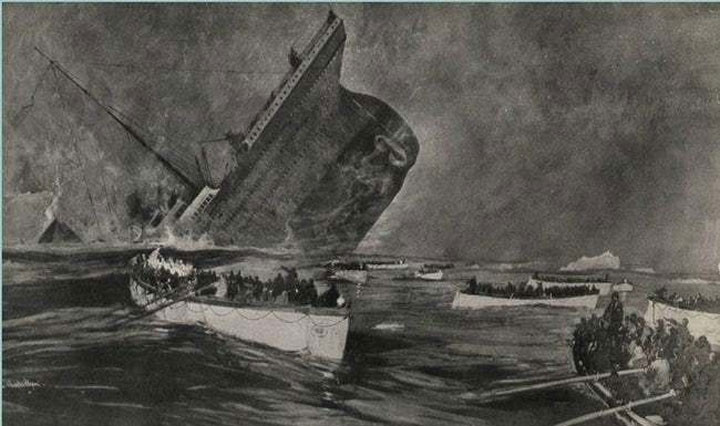 Năm 1898, Morgan Robertson xuất bản cuốn tiểu thuyết "Futility, or the Wreck of the Titan" với nội dung kể về con tàu mang tên Titan va vào tảng băng trôi trên Đại Tây Dương và chìm xuống. 14 năm sau, gần như mọi thứ trong cuốn sách đều trở thành sự thật trong thảm họa lịch sử mang tên Titanic.