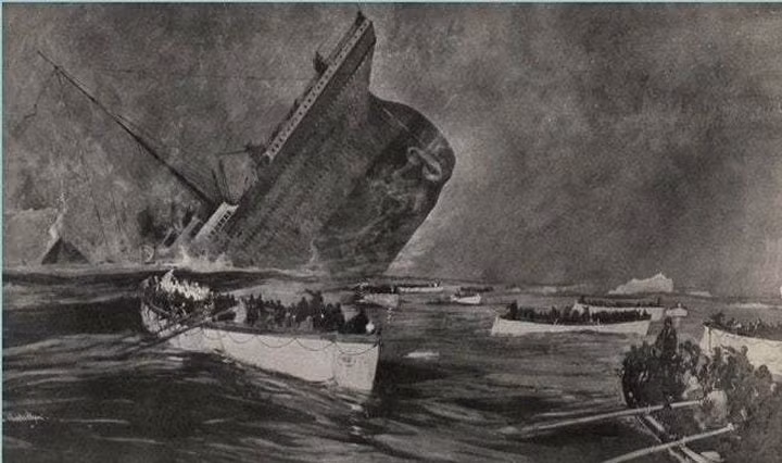 Năm 1898, Morgan Robertson xuất bản cuốn tiểu thuyết "Futility, or the Wreck of the Titan" với nội dung kể về con tàu mang tên Titan va vào tảng băng trôi trên Đại Tây Dương và chìm xuống. 14 năm sau, gần như mọi thứ trong cuốn sách đều trở thành sự thật trong thảm họa lịch sử mang tên Titanic.