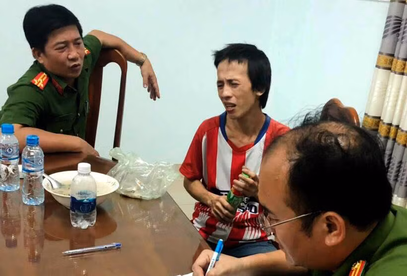 Nghi can tham sat o Binh Duong tung dua phong vien den hien truong