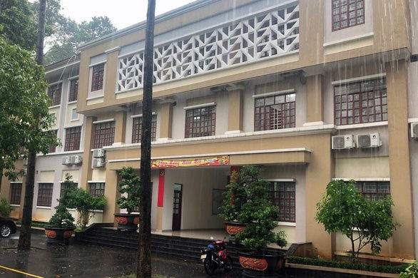 Đồng Nai: Vì sao nhiều cán bộ Phòng TN&MT huyện Long Thành bị bắt giam? Dong Nai: Vi sao nhieu can bo Phong TN&MT huyen Long Thanh bi bat giam?