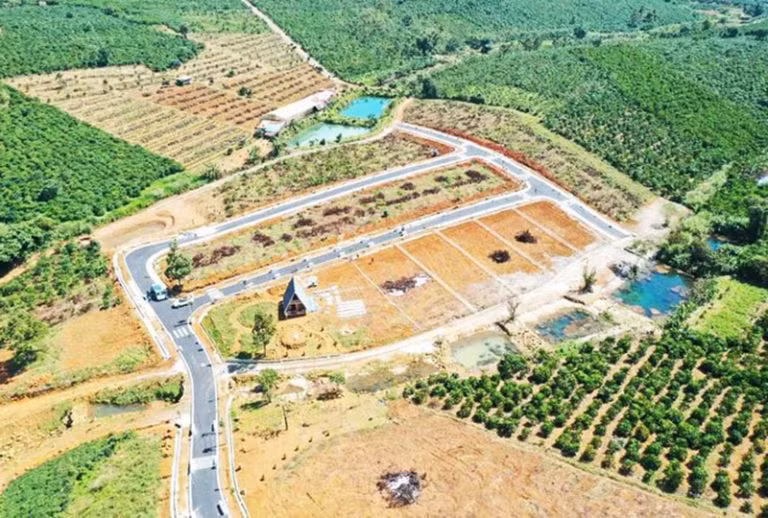 Dau tu dat o nong thon: Non tay se lanh du!