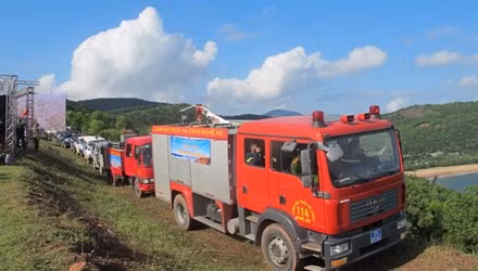 Pho Thu tuong chi dao cuu nan may bay roi tren bien Nghe An-Hinh-3