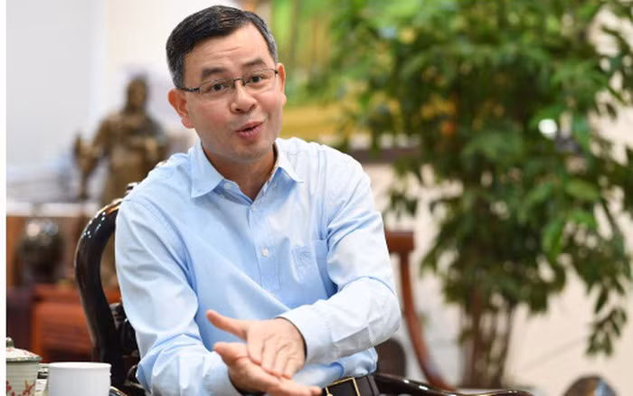 Từ tháng 1/2017 đến 6/2019, ông làm Phó ban Kinh tế Trung ương.