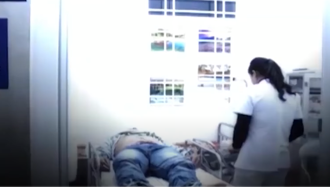 Hậu quả, anh K. bị bỏng nặng và tử vong trên đường đi cấp cứu. Cháu L. được đưa đi cấp cứu tại viện Bỏng Quốc gia, nhưng do bị bỏng nặng nên đến ngày 2/2/2018 nạn nhân tử vong. Còn chị A. (vợ anh K.) bị bỏng nặng.