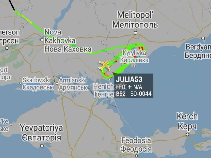 Máy bay quân sự và UAV của Mỹ là những vị khách thường xuyên và không mời mà đến ở Biển Đen, nơi chúng thường xuyên tiến hành trinh sát gần bán đảo Crimea, nơi đặt căn cứ Hạm đội Biển Đen và các cơ sở hạ tầng khác của Bộ Quốc phòng Nga.