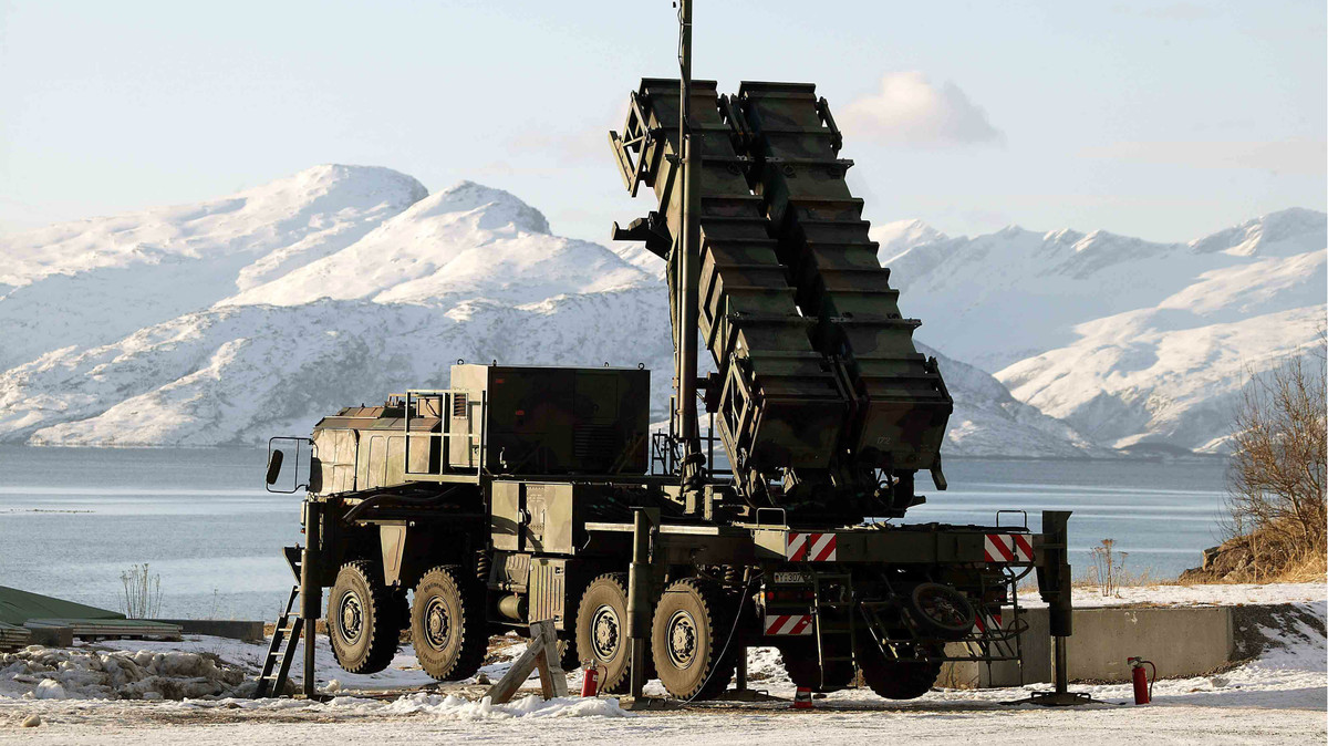 Ngoại trưởng Thổ Nhĩ Kỳ - ông Mevlut Cavusolu nói rằng đất nước của mình sẽ tiếp tục quay sang các nhà cung cấp hệ thống phòng không tầm xa khác, nếu đồng minh phương Tây truyền thống không ngừng thực hiện "ý thích bất chợt" của họ.