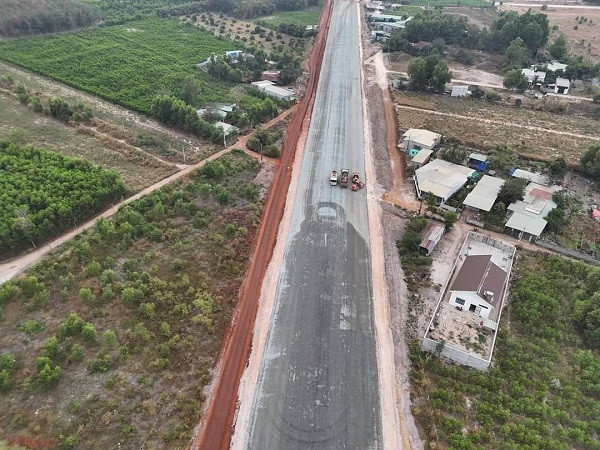 Cao tốc Biên Hòa - Vũng Tàu thành phần 3 về đích sớm 3 tháng Cao toc Bien Hoa - Vung Tau thanh phan 3 ve dich som 3 thang