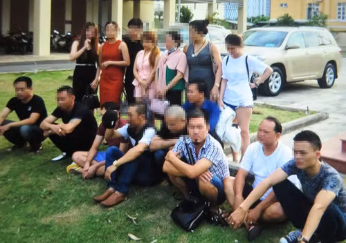 TP HCM: Bat gon hang chuc doi tuong 