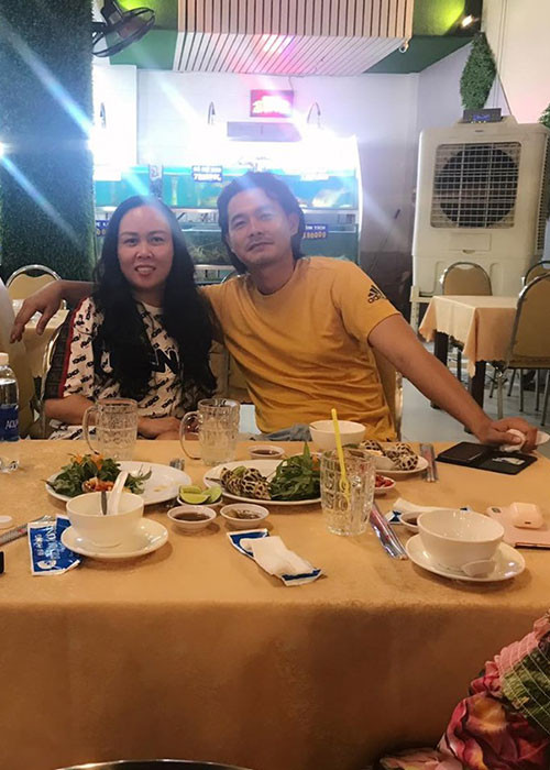 Người hâm mộ mong Quách Ngọc Ngoan sẽ nối gót vợ cũ Lê Phương sớm tái hôn.