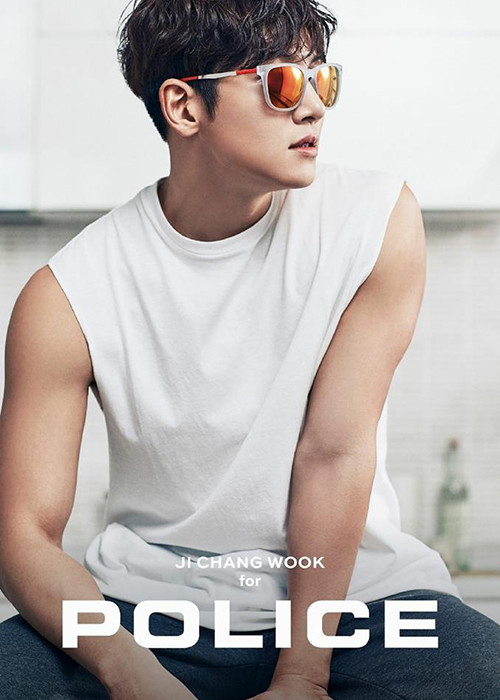 Người hâm mộ mãn nhãn khi ngắm body của mỹ nam xứ Hàn 2 lần lỡ hẹn với khán giả Việt Nam.