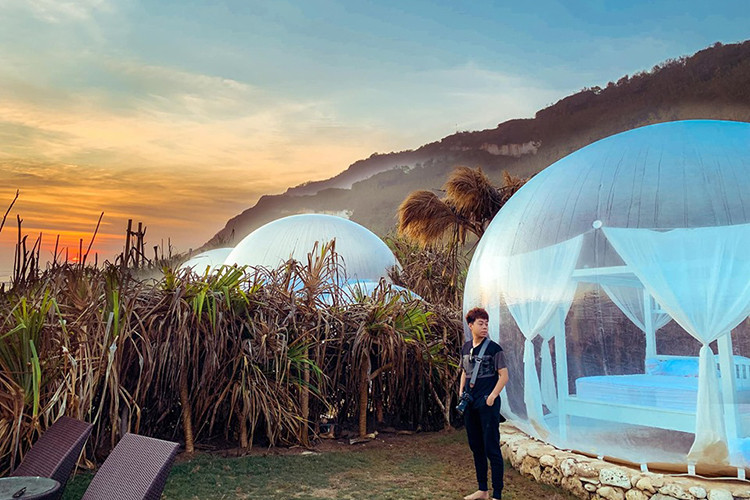 Chàng trai thực hiện loạt ảnh mới của Ngọc Trinh chính là nhiếp ảnh gia Tony Đinh.