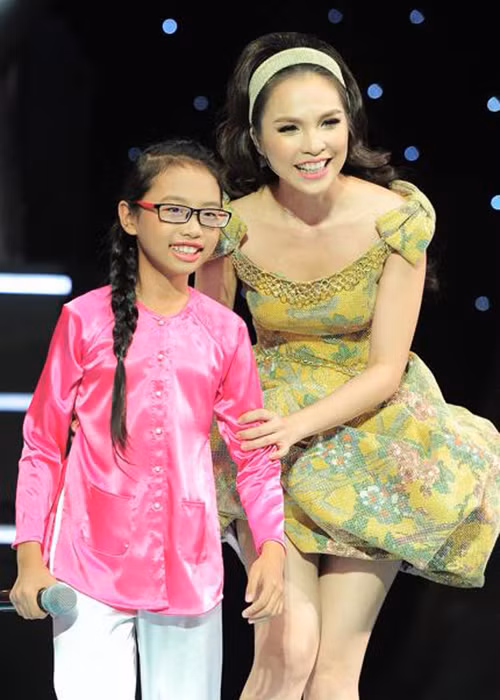 O tuoi 16, Phuong My Chi kiem tien khung, day thi thanh cong