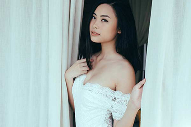 Ngoài nụ cười rạng rỡ, top 5 Hoa hậu Việt Nam 2016 còn hút ánh nhìn nhờ vóc dáng gợi cảm.