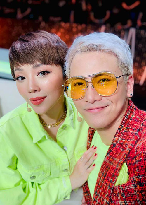 Chia sẻ với Tri thức trẻ mới đây, Tóc Tiên cho hay, khi xảy ra mâu thuẫn với mẹ, cô đã dọn đến ở với Mai Tiến Dũng.