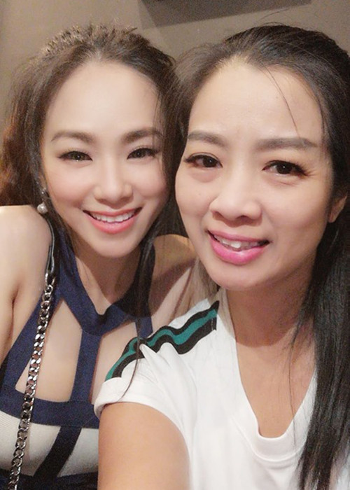 Nữ ca sĩ giấu hình ảnh và thông tin về con gái đầu lòng.