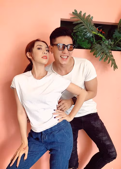 Thái Nhựt đóng chung với Thu Trang trong "Thập Tam muội", "Bổn cung giá lâm".