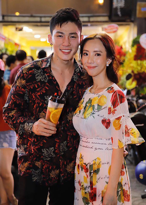 Trên trang cá nhân, nam diễn viên phim "Thập Tam muội" thường xuyên khoe ảnh thân thiết bên Thu Trang.