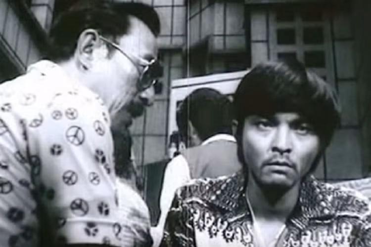 Sau “Nổi gió”, ông tiếp tục có vai diễn để đời trong "Mối tình đầu”. Ảnh: Zing