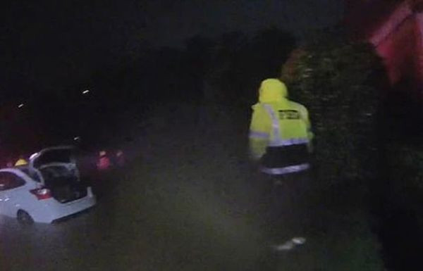 Thay nguoi sap chet khong cuu, nhan vien tong dai cuu ho con noi cau 'nhan tam' nay-Hinh-4