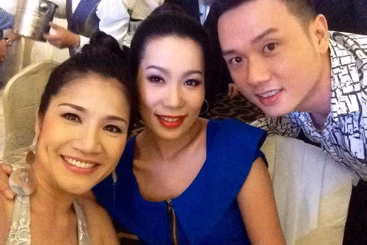 15- 20 năm sau khi chia tay, Cát Tường - Hàn Thái Tú không gặp lại. Cả hai mới hội ngộ cách đây 6 năm trong dịp giỗ Tổ nghề sân khấu. Ảnh: Zing