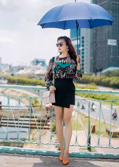 Trước khi lấy chồng, Lê Bê La lại ưa chuộng phong cách khỏe khoắn, mạnh mẽ.