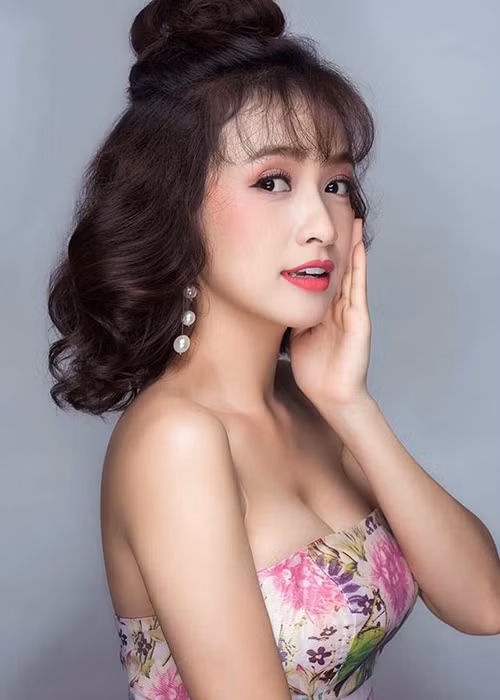 Lê Bê La cho hay, trong cảnh quay bị cậu ba Khải Duy (Cao Minh Đạt đóng) đánh vì vu oan cho Thị Bình, cô bị đánh trúng lưng, eo và chân, làm cô đi cà nhắc vài ngày.