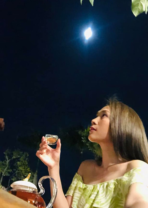 Nữ ca sĩ vẫn tỏ ra kín tiếng trong chuyện tình cảm.