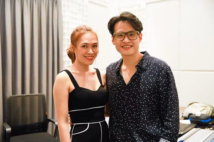 Trong 3 tháng qua, Mỹ Tâm tiếp tục hăng say lao động nghệ thuật.