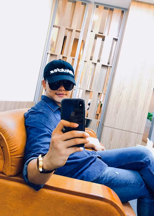 Nam diễn viên vẫn được fan tích cực ghép đôi với "họa mi tóc nâu".