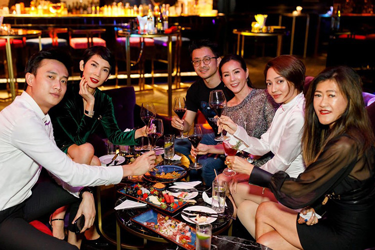 Quốc Trường và Xuân Lan mới đây dự tiệc sinh nhật của nữ ca sĩ Bảo Anh.