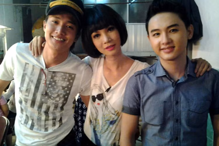 6 năm trước, Quốc Trường và Xuân Lan đã làm việc và chơi chung. Ảnh: Người lao động