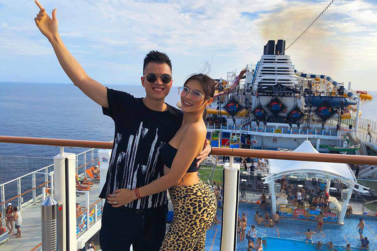 Năm 2018, Lưu Đê Ly liên tục khoe ảnh vòng ba căng đầy nhưng bị cư dân mạng bóc mẽ photoshop quá đà. Ảnh: Khám phá