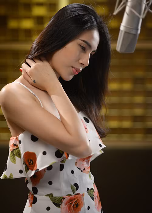 Sau khi chia tay, Thủy Tiên chia sẻ cô từng rất yêu nhạc sĩ Quốc Bảo và nhận mọi lỗi lầm về phía mình.