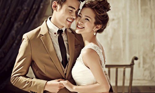 Sep cua chong 'tha moi' qua hang hieu, vo tre ngoai tinh chang dan do