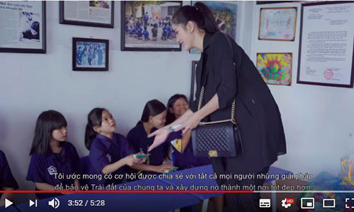 Vi sao dinh loat tai tieng, Hoang Hanh van dai dien VN thi Miss Earth?-Hinh-3