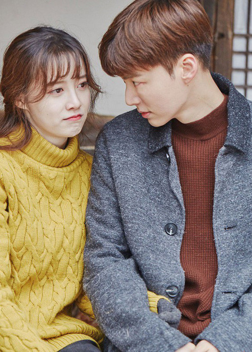 Goo Hye Sun tiết lộ kẻ thứ ba thường xuyên đến nhà của vợ chồng cô rất nhiều lần và đóng chung phim với Ahn Jae Hyun.