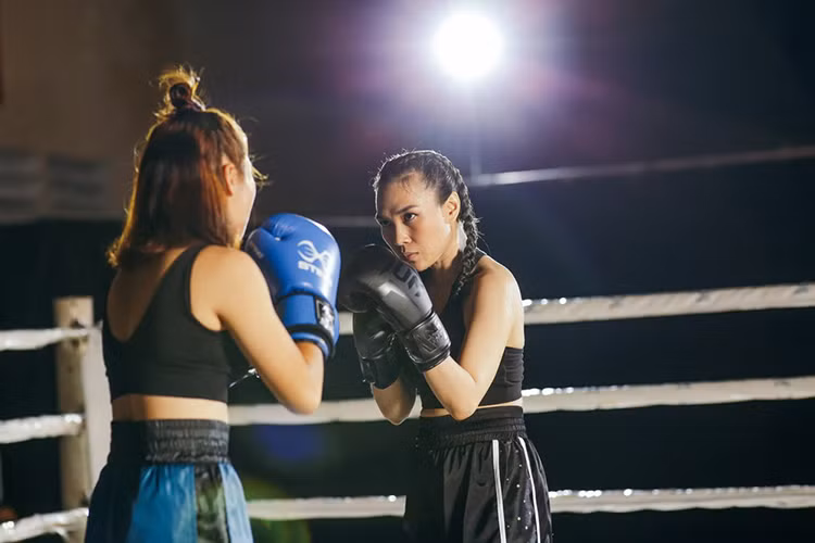 Tối ngày 24/9, nữ ca sĩ Mỹ Tâm trình làng MV ca khúc ballad "Anh đợi em được không?".